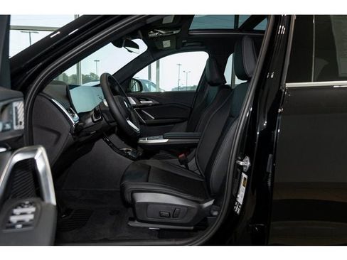 Used 2025 BMW X1 xDrive28i w/ Technology Package image 59