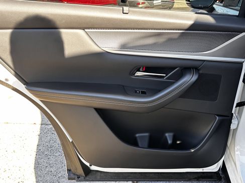 Certified 2025 MAZDA CX-90 3.3 Turbo S w/ Premium Package image 34