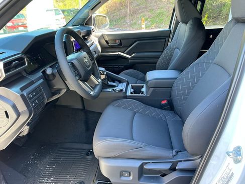 New 2025 Toyota Tacoma SR5 AWD/4WD image 9