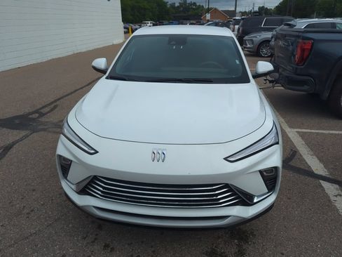 Used 2026 Buick Envista Preferred FWD image 2