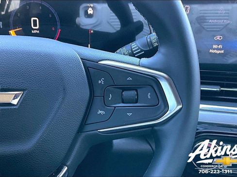 Certified 2024 Chevrolet Trax LT w/ LT Convenience Package image 10