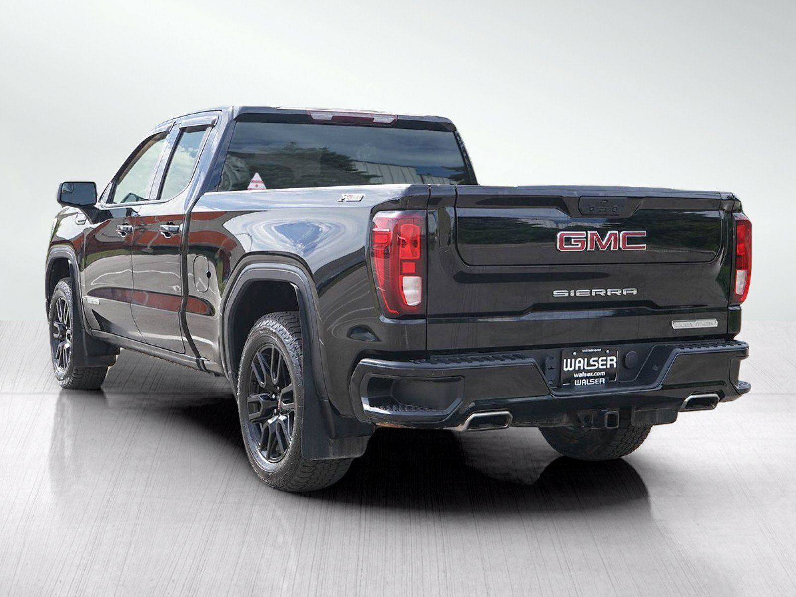 Used 2021 GMC Sierra 1500 Elevation w/ X31 Off-Road Package AWD/4WD image 3