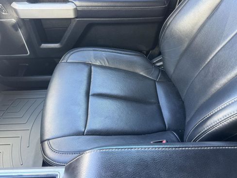 Used 2020 Ford F250 Lariat w/ Lariat Value Package AWD/4WD image 23
