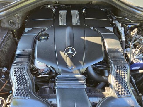 Used 2015 Mercedes-Benz ML 400 ML 400 AWD 4MATIC 4dr SUV image 35