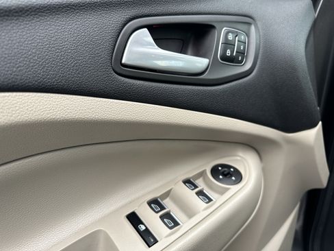 Used 2017 Ford Escape Titanium w/ Equipment Group 301A image 13