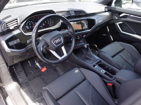 Used 2024 Audi Q3 2.0T Premium Plus w/ Premium Plus Package AWD/4WD image 11