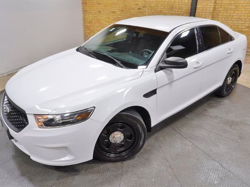 Used 2014 Ford Taurus Police Interceptor AWD image 2
