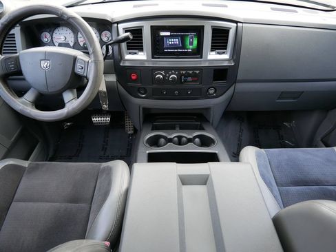 Used 2006 Dodge Ram 1500 Truck 2WD Quad Cab w/ Communication Pkg image 13