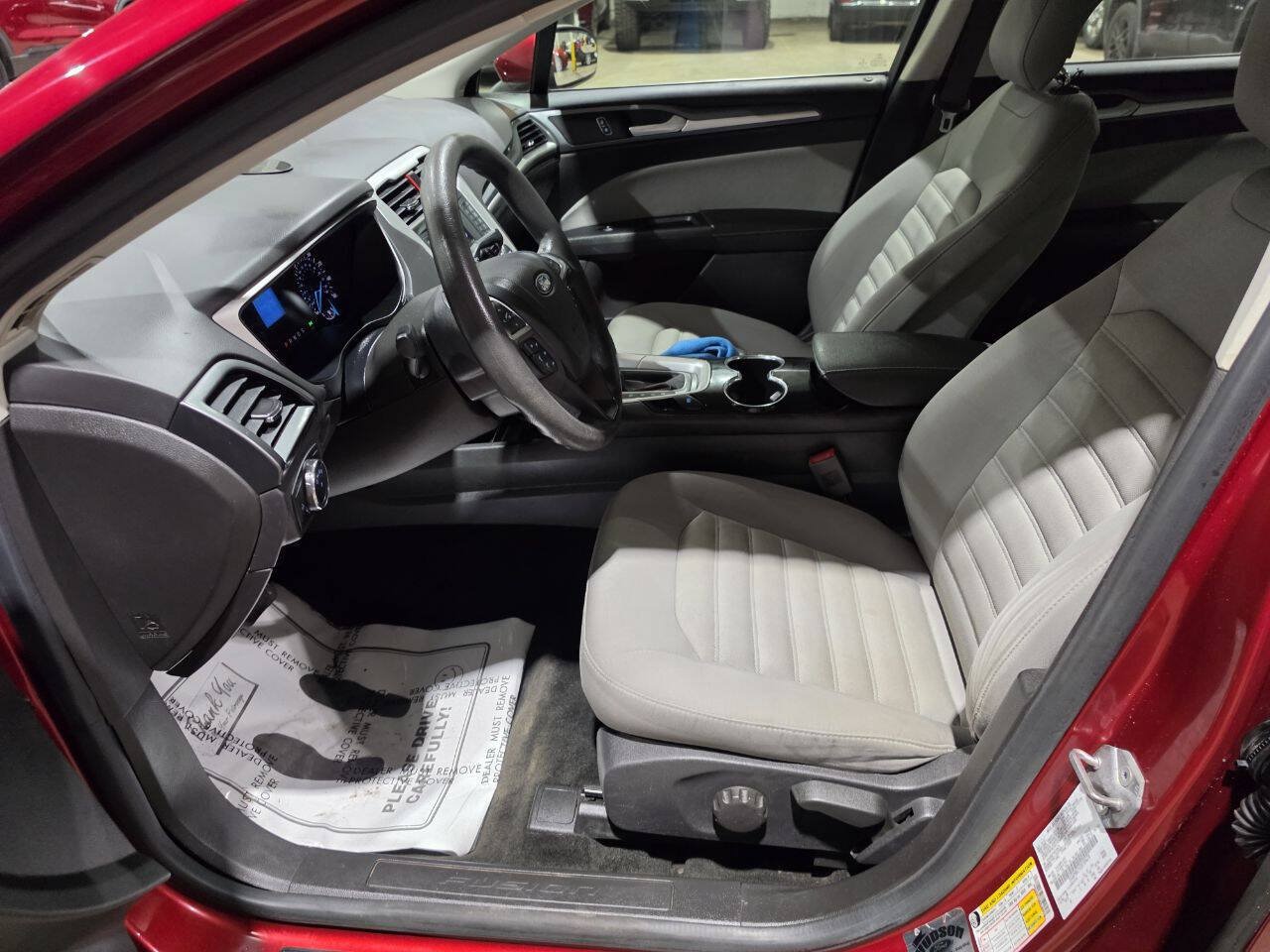 Used 2014 Ford Fusion S FWD image 24