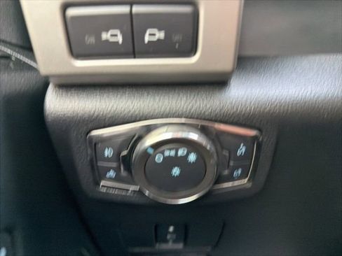 Used 2020 Ford F250 Lariat w/ Chrome Package AWD/4WD image 21