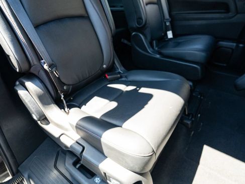 Used 2025 Honda Odyssey Sport-L image 18
