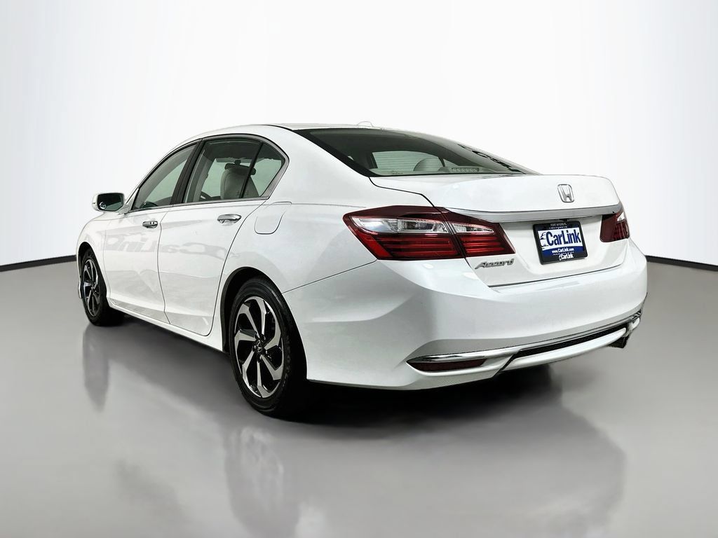 Used 2016 Honda Accord EX image 5