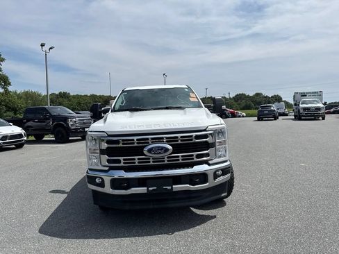 Used 2024 Ford F350 XLT w/ FX4 Off-Road Package AWD/4WD image 2