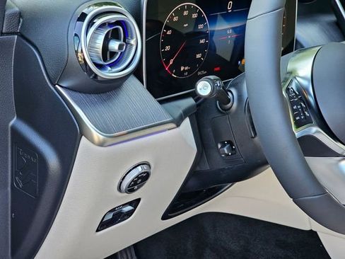 New 2026 Mercedes-Benz GLC 300 4MATIC image 14