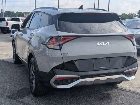 Used 2023 Kia Sportage SX FWD image 3