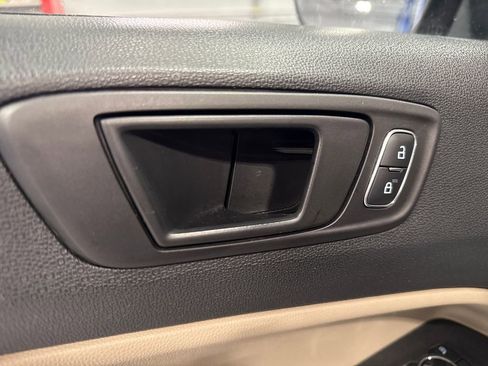 Used 2021 Ford EcoSport S FWD image 28