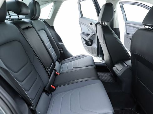 New 2026 Volkswagen Jetta SEL FWD image 37