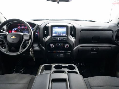 Used 2020 Chevrolet Silverado 1500 Custom w/ Custom Value Package AWD/4WD image 9