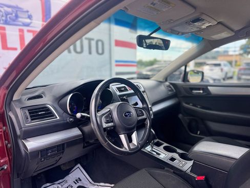 Used 2017 Subaru Outback 2.5i Premium w/ Popular Package #2 AWD/4WD image 37