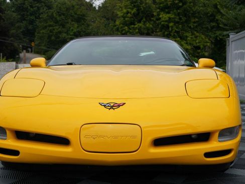 Used 2000 Chevrolet Corvette Convertible w/ Memory Pkg RWD image 26