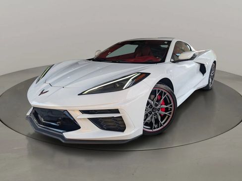 Used 2024 Chevrolet Corvette Stingray Premium Cpe w/ Battery Protection Package RWD image 1