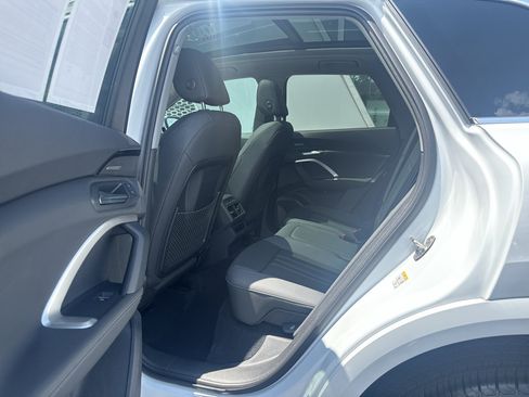 Used 2025 Audi Q5 Premium Plus AWD/4WD image 11