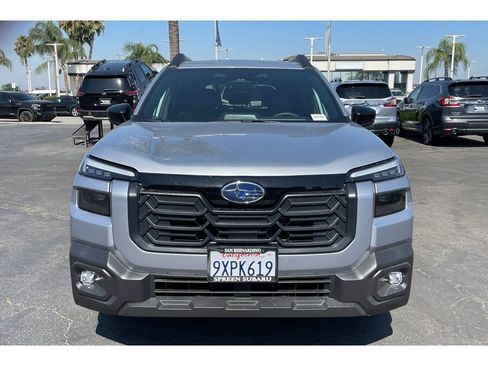 Certified 2026 Subaru Outback Premium AWD/4WD image 9