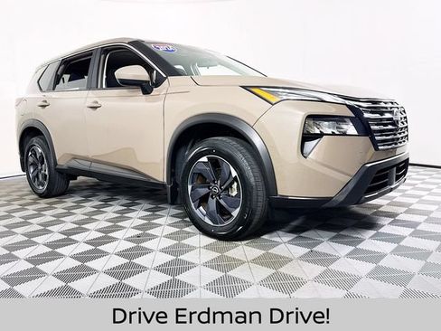 Certified 2024 Nissan Rogue SV FWD image 1