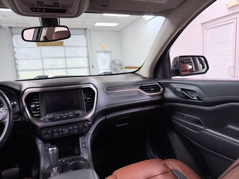Used 2019 GMC Acadia SLT AWD/4WD image 29