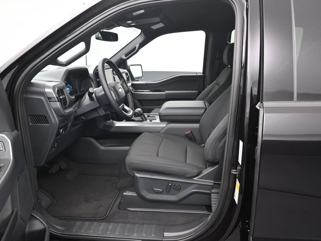 Used 2026 Ford F150 XLT w/ Equipment Group 302A MID AWD/4WD image 9