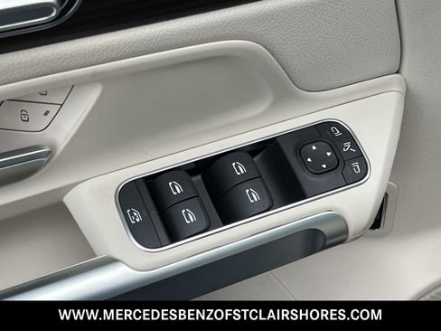 New 2026 Mercedes-Benz GLB 250 4MATIC image 18