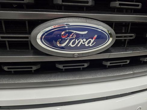 Used 2022 Ford F150 XLT w/ Equipment Group 302A High RWD image 10