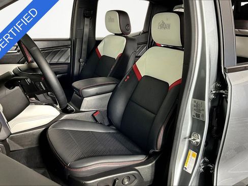 Used 2024 GMC Canyon AT4X w/ AT4X AEV Edition AWD/4WD image 21