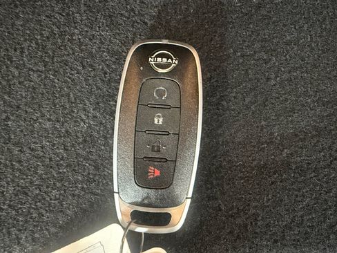 Used 2026 Nissan Kicks SR FWD image 28
