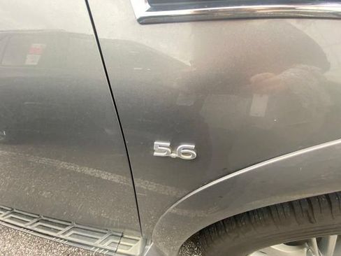 Used 2019 INFINITI QX80 Luxe w/ All-Season Package RWD image 9