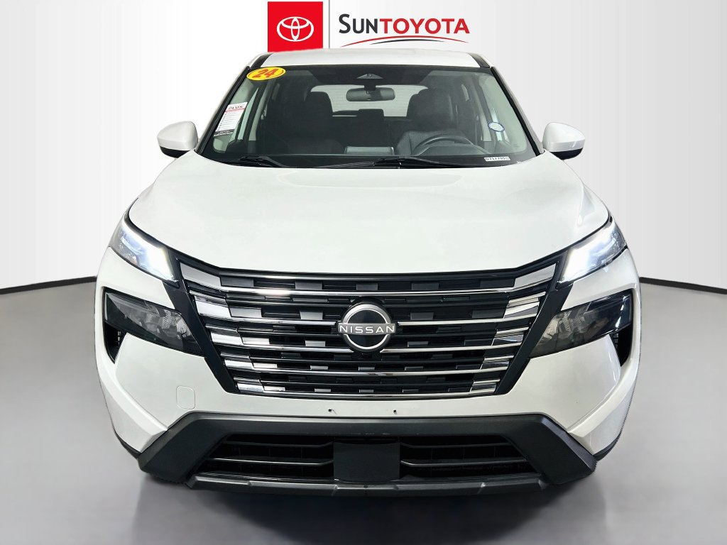 Used 2024 Nissan Rogue SV AWD/4WD image 10