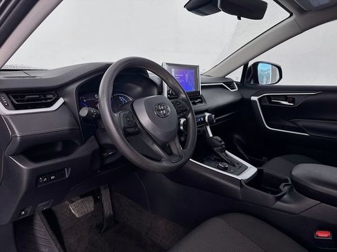 Used 2024 Toyota RAV4 AWD Hybrid image 11