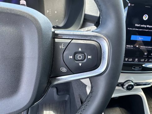 Used 2023 Volvo XC40 B5 Ultimate w/ Protection Package Premier AWD/4WD image 30