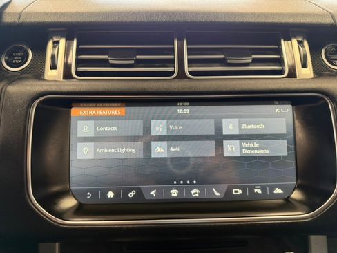 Used 2017 Land Rover Range Rover Supercharged AWD/4WD image 54
