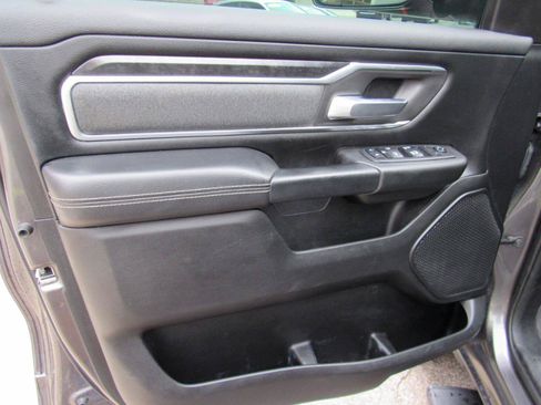 Used 2019 RAM 1500 Big Horn AWD/4WD image 19