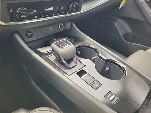 New 2026 Nissan Rogue SV w/ SV Premium Package image 14