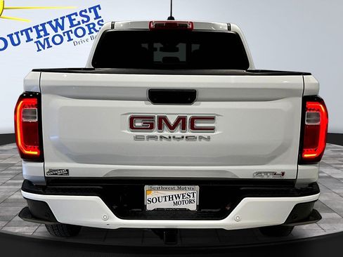 Used 2024 GMC Canyon AT4 w/ Technology Package AWD/4WD image 6