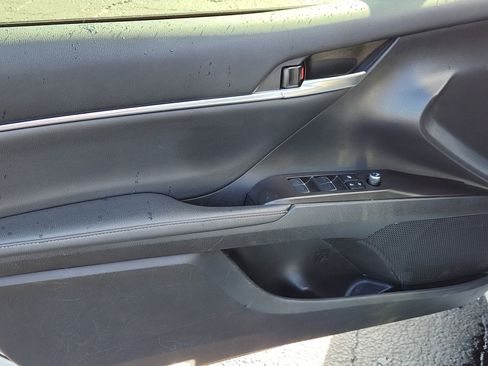 Used 2024 Toyota Camry XSE w/ Navigation Package image 10