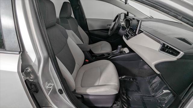 Used 2020 Toyota Corolla LE FWD image 23