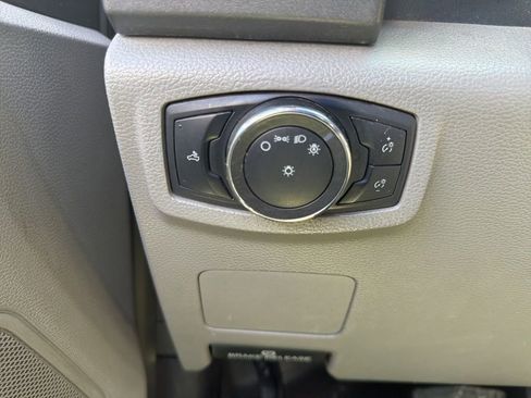 Used 2017 Ford F350 XL w/ Power Equipment Group AWD/4WD image 19