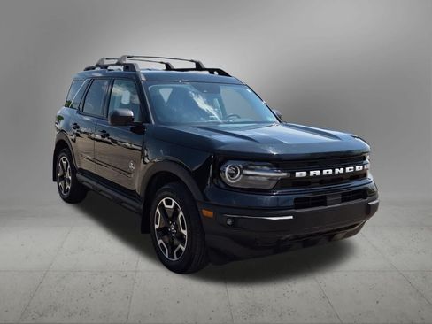 Used 2023 Ford Bronco Sport Outer Banks w/ Tech Package AWD/4WD image 8