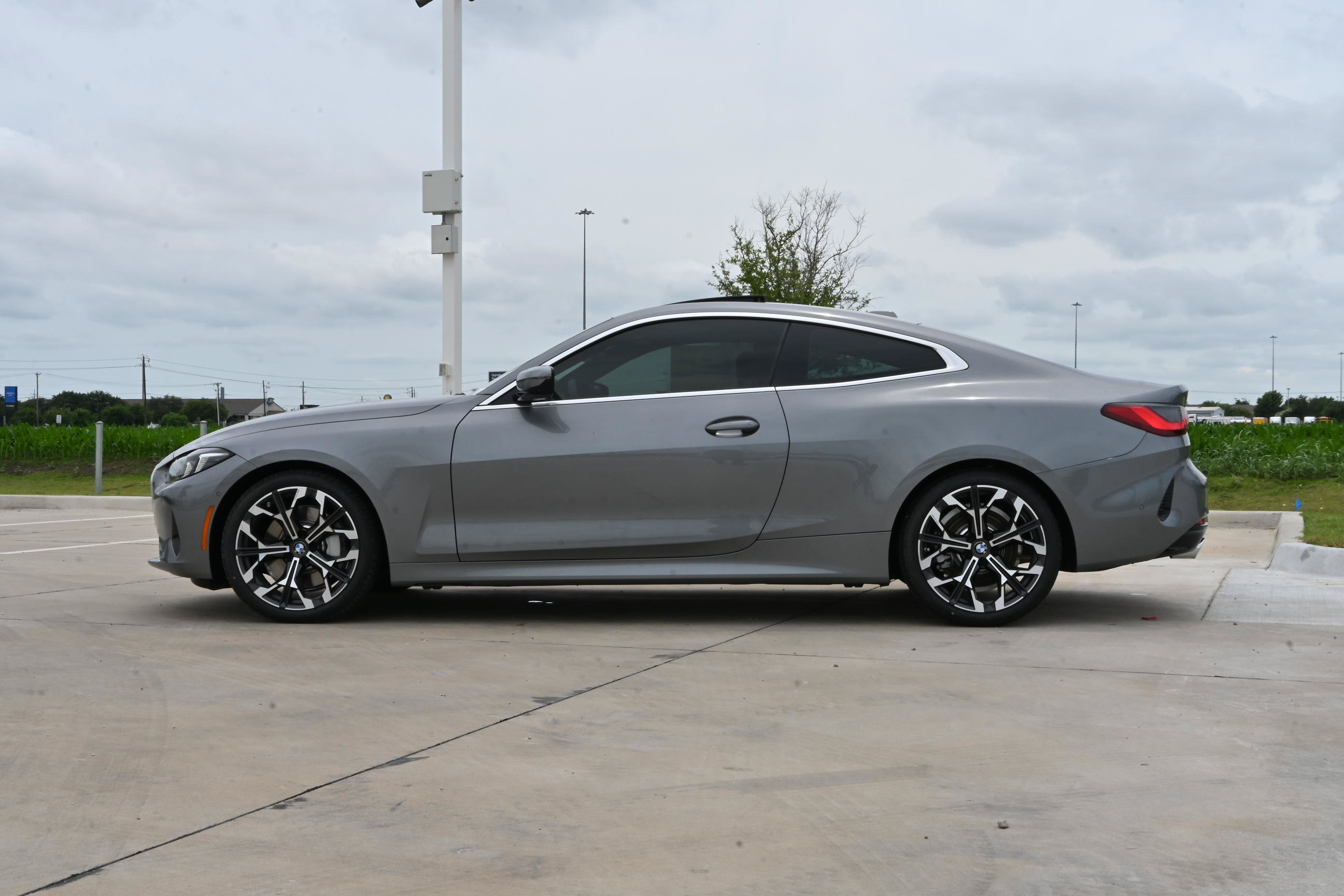New 2027 BMW 430i Coupe w/ Premium Package RWD image 5