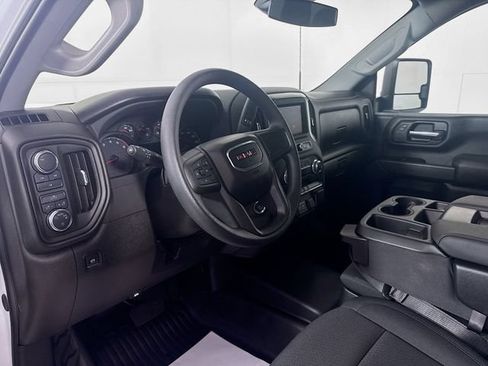 Used 2025 GMC Sierra 2500 Pro w/ Convenience Package AWD/4WD image 14