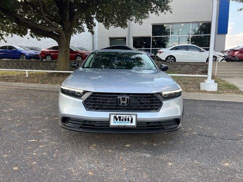 New 2025 Honda Accord SE image 2