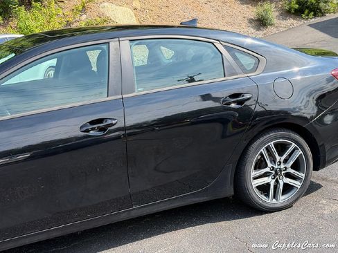 Used 2019 Kia Forte S w/ S Premium Package FWD image 28